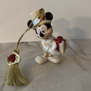 Disney 2005 Mickey Mouse ornament